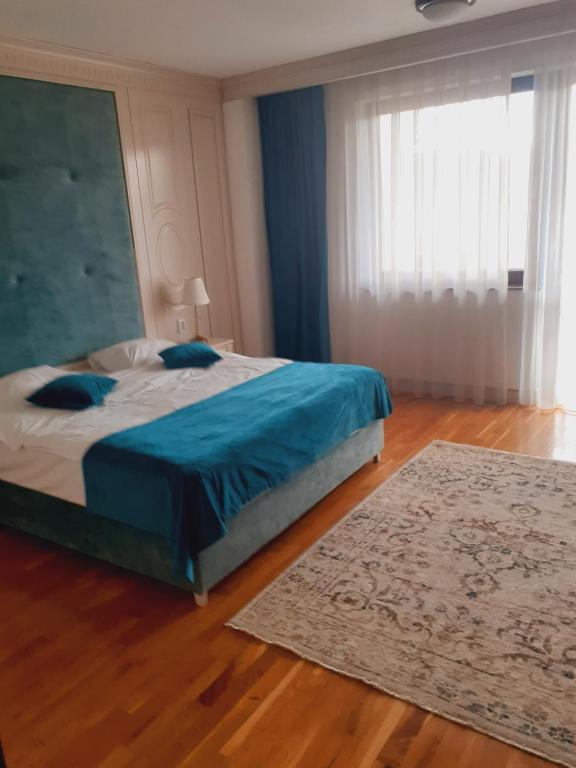 Apartament Deluxe - Image 1